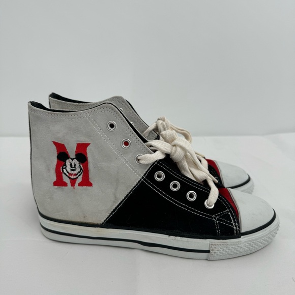 NWD Mickey & Co Disney Mickey Mouse Tennis Shoes size 6.5 Leather Upper - Picture 2 of 8